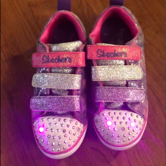 Light up Sketchers. Little girl size 13.5. - Picture 5 of 6